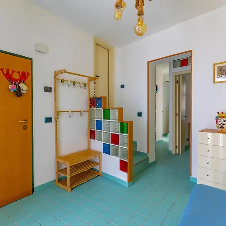 Holiday home Golden Shore