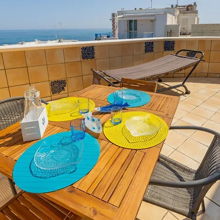 Holiday home Golden Shore *