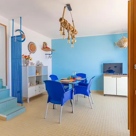 Golden Shore Бари