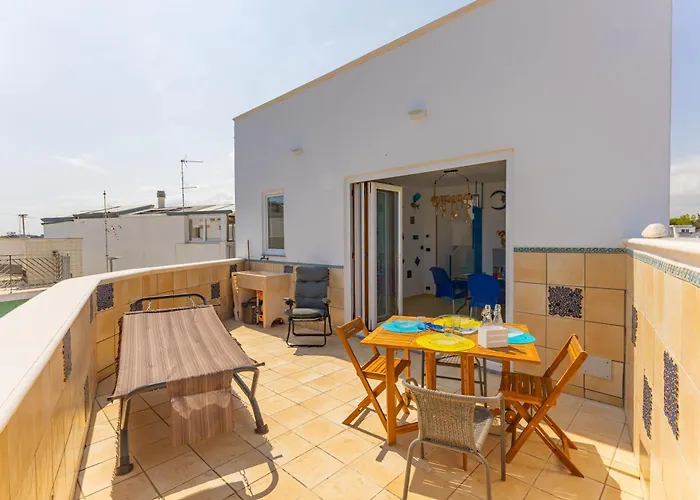 Golden Shore 펜션 바리