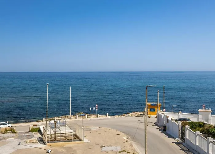 Golden Shore Tatil Evi Bari