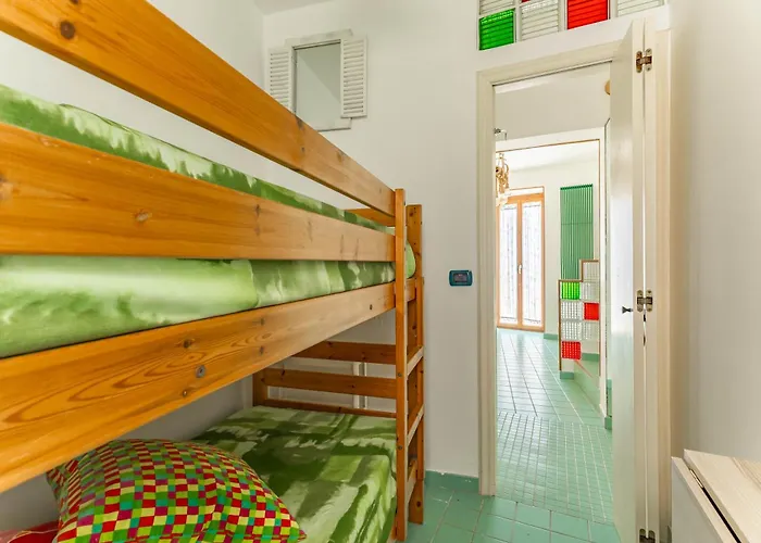 Golden Shore Tatil Evi *