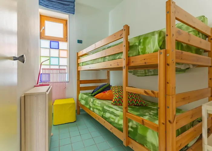 Golden Shore Tatil Evi Bari